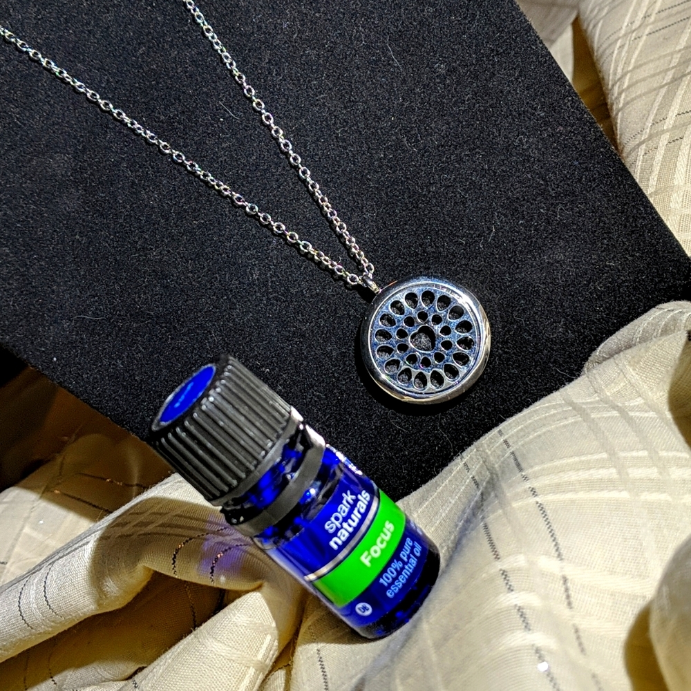 Silver Diffuser Necklace for essential oils set